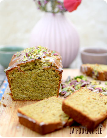 Cake à la pistache et à la fleur d'oranger